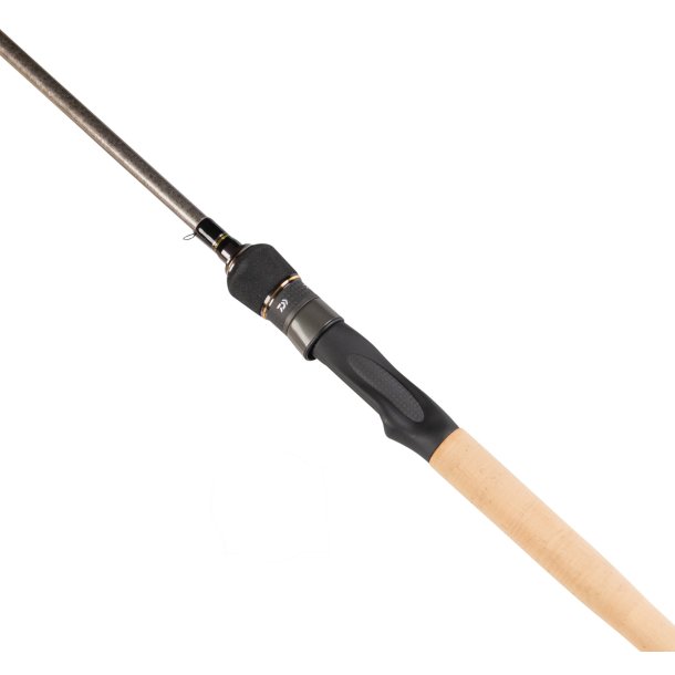 Daiwa Luvias 26 spin 4-delt