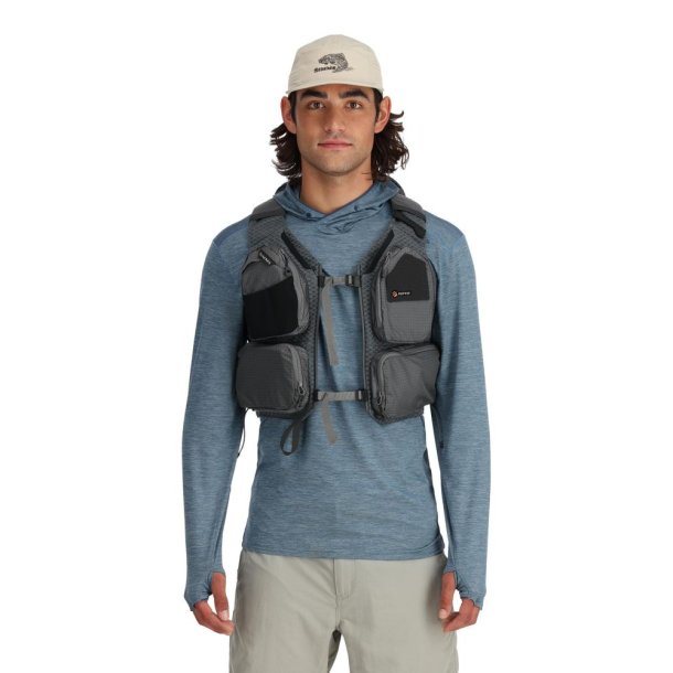 Simms Flyweight Vest Pack